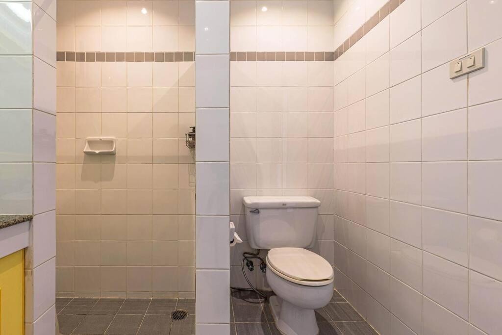 4 Bedroom Townhouse In Great Location! Хуа Хин Екстериор снимка